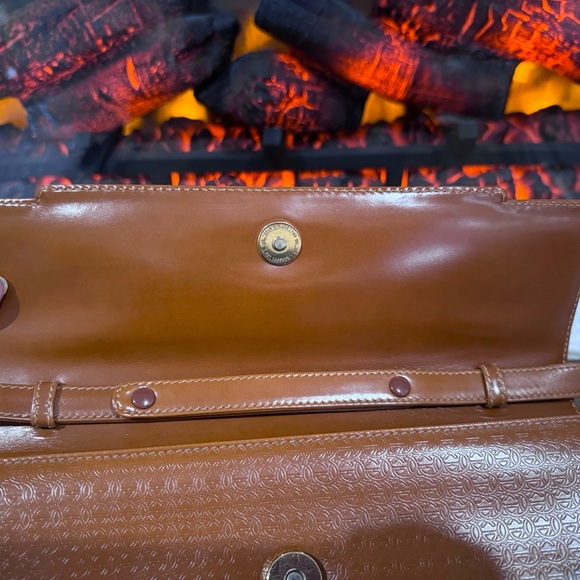 Authentic GUCCI Leather Handbag - 004.109.0272 - Suede Interior - Picture 3 of 16